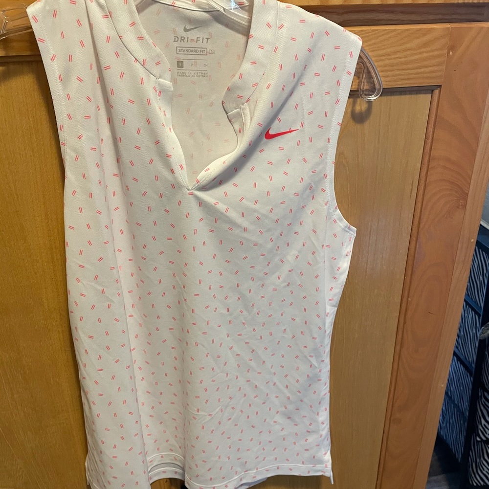 Nike Athletic shirt. Great for golf or tennis!